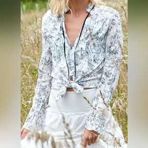 Cino Vintage Toile Off White Button Down Ruffle Shirt